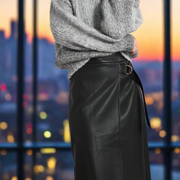 NWT Molly Bracken Faux Leather Midi Skirt with Gold Belt Detail - Picture 4 of 5